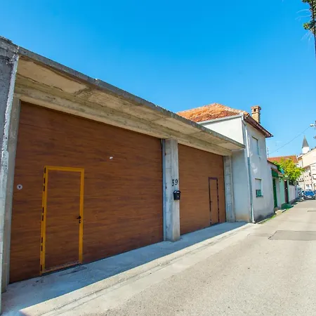 Apartment Enigma - With Private Parking Mostar
