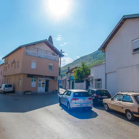 Apartament Enigma - With Private Parking