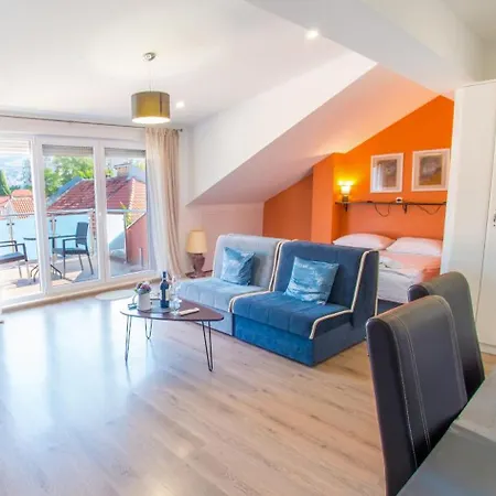 Apartament Enigma - With Private Parking Mostar