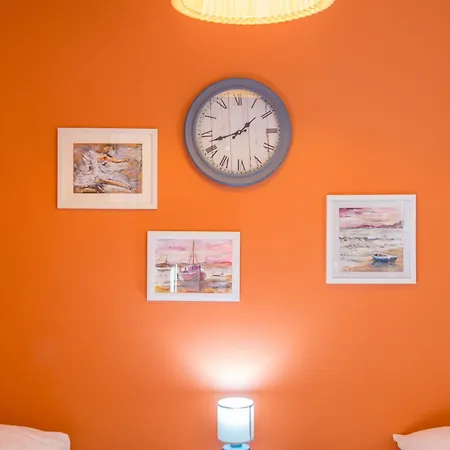 Apartment Enigma - With Private Parking *