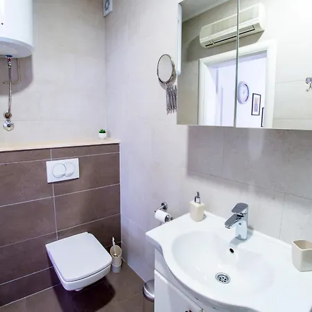 Enigma - With Private Parking *